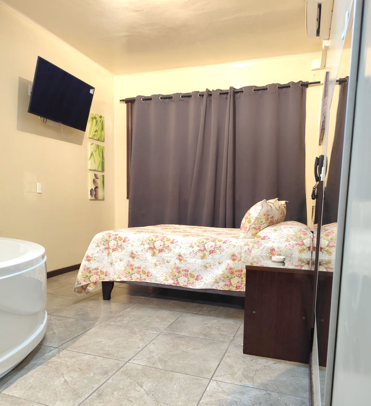 Suite Jacuzzi #3